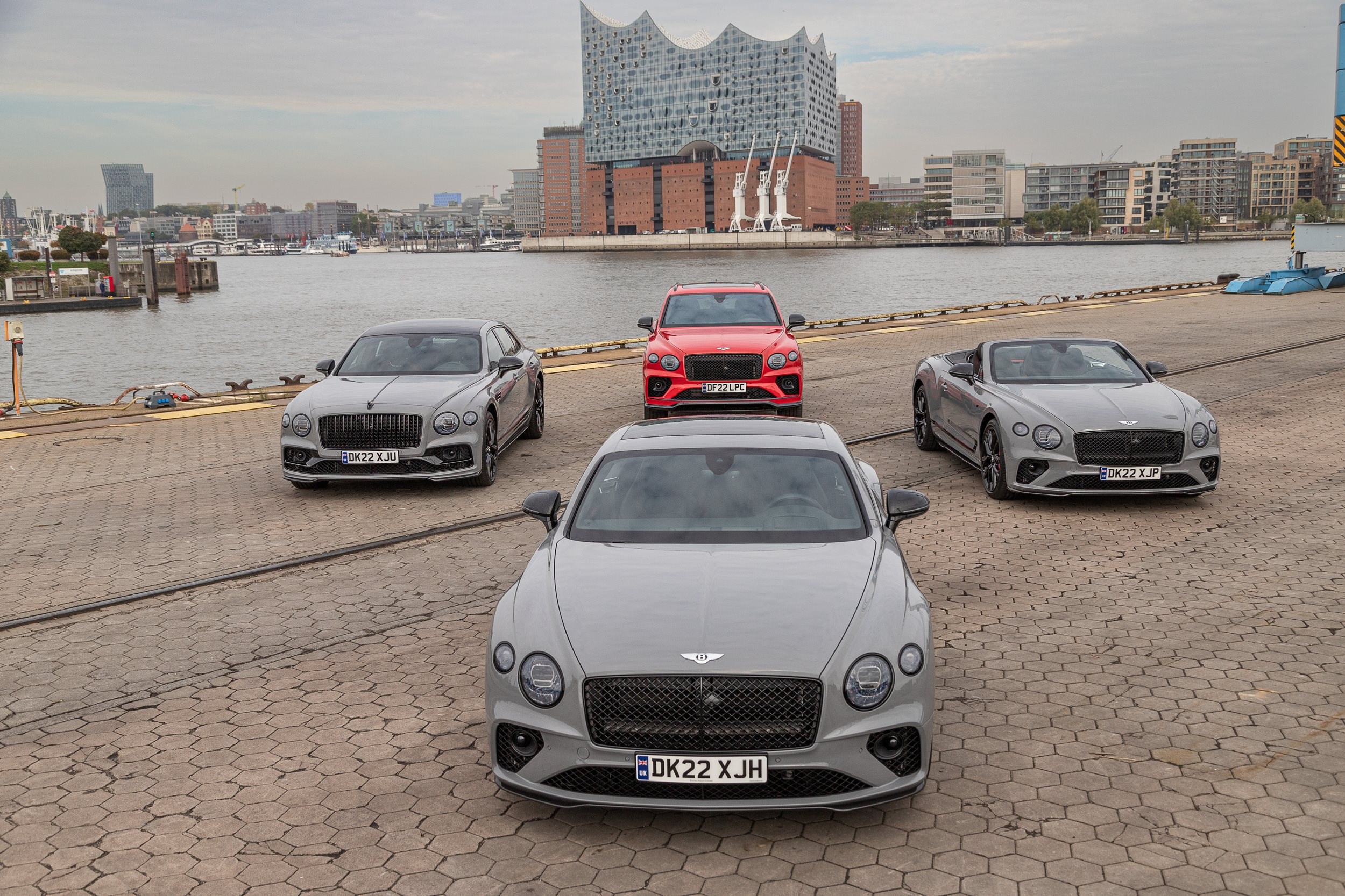 Colour , Silver/Grey Colour , Red Image type , Static Angle , Front General , Performance General , Innovation General , Craftsmanship S V8 Current Models , Range Current Models , Flying Spur , Flying Spur S Current Models , Continental GT Convertible , Continental GT Convertible S Current Models , Continental GT , Continental GT S Current Models , Bentayga , Bentayga S 