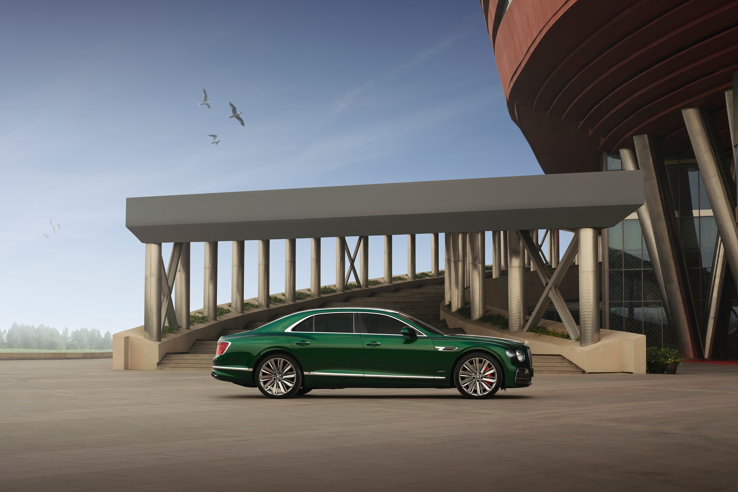 Colour , Green Image type , Static Angle , Side/Profile General , Bentley Mulliner Current Models , Flying Spur , Flying Spur Speed 