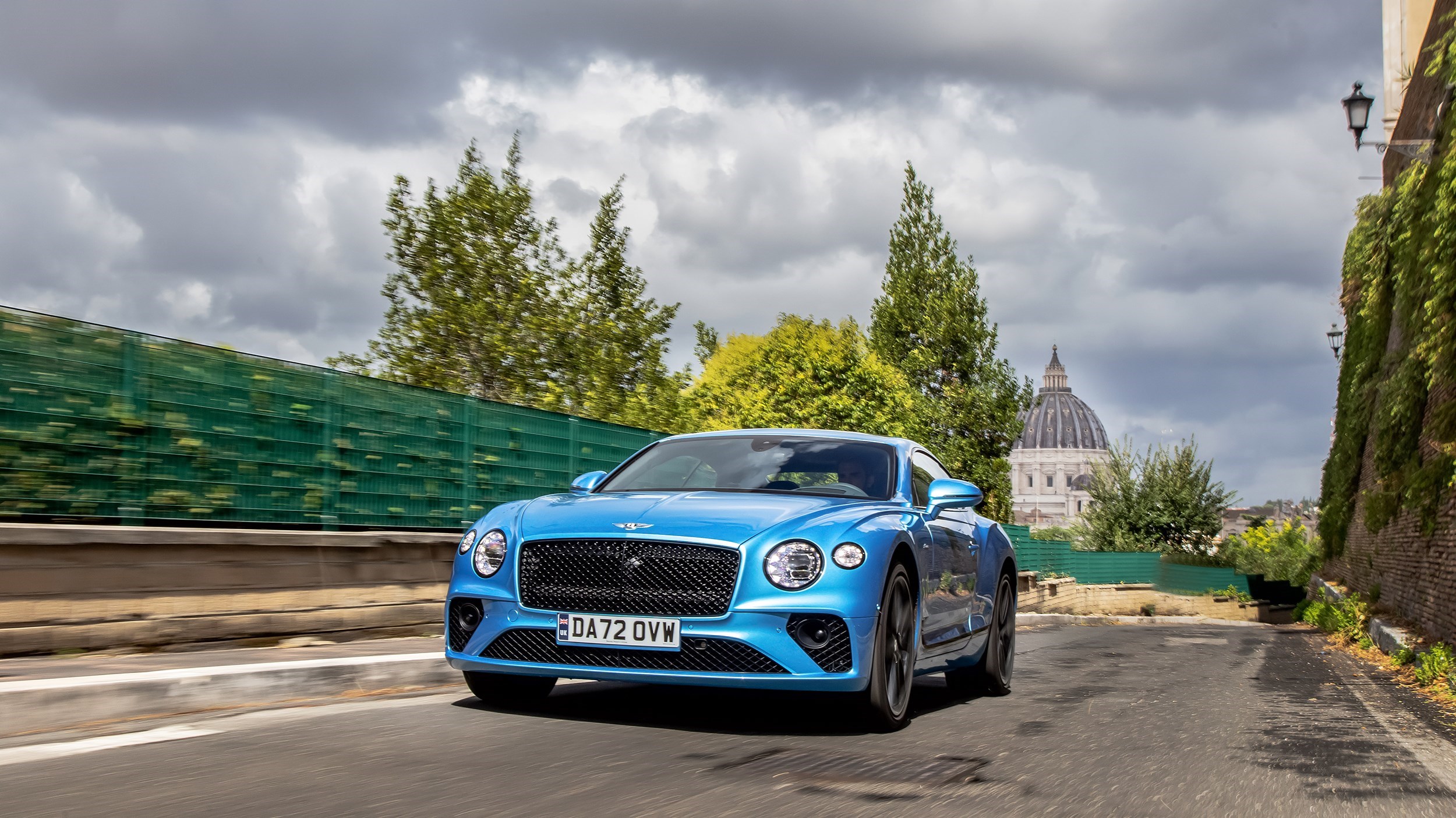 Image type , Action Angle , Front Current Models , Continental GT , Continental GT Azure 