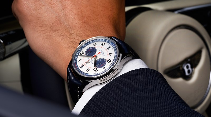 breitling clock in bentley